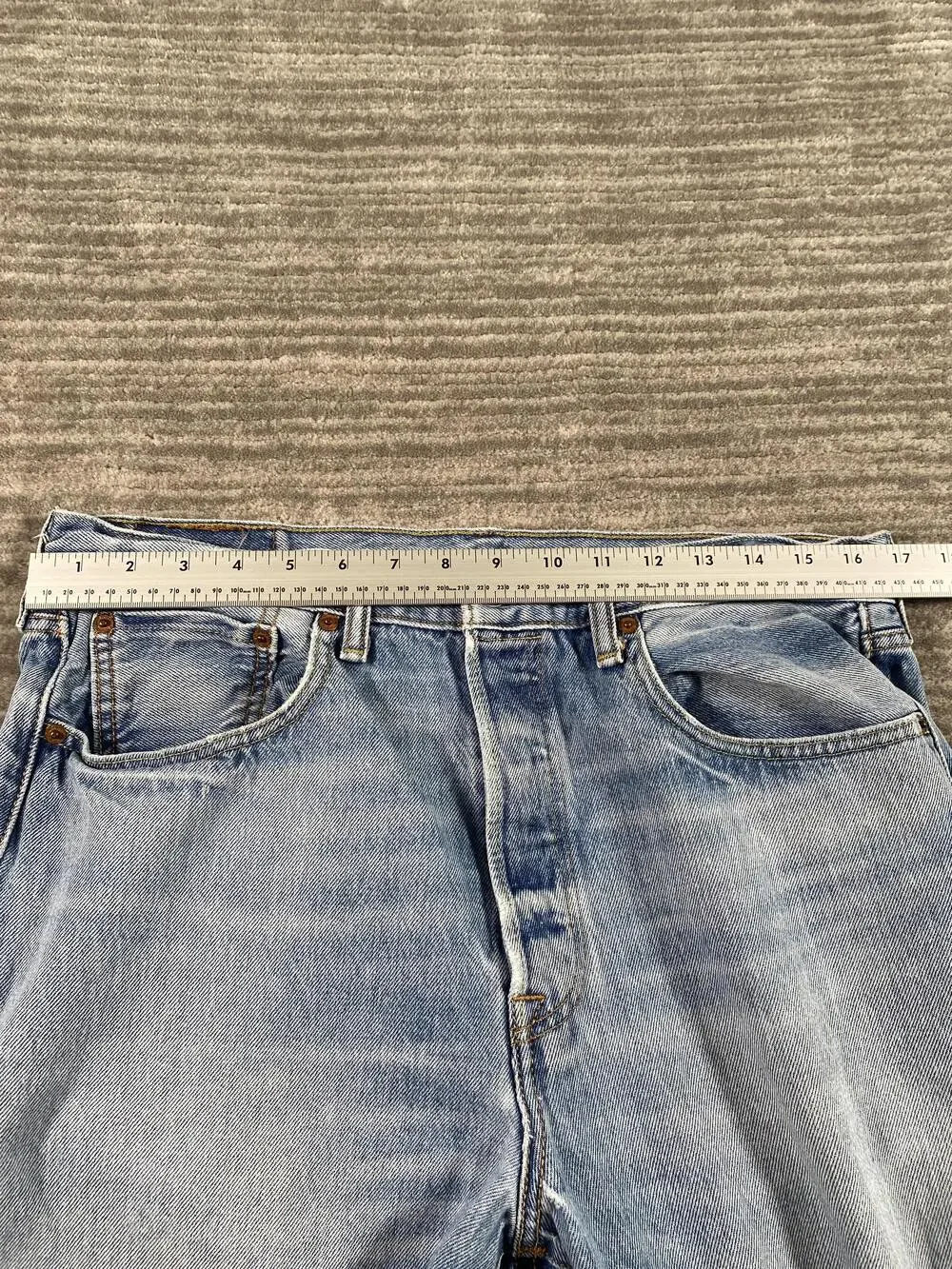 Levis 501 CT Jeans Mens 33x27 Light Blue Denim Button Fly Tapered Leg Fit